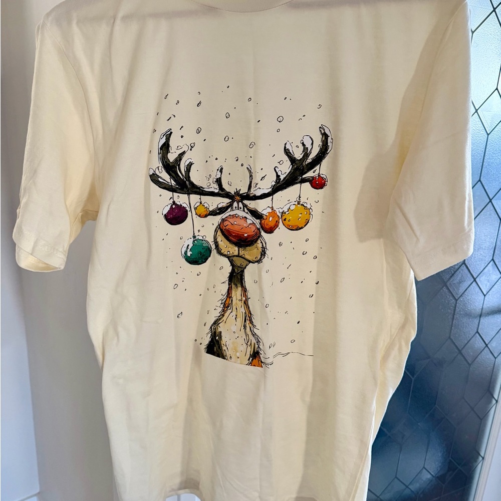Cream Whimsical Christmas Reindeer T-Shirt NEW!